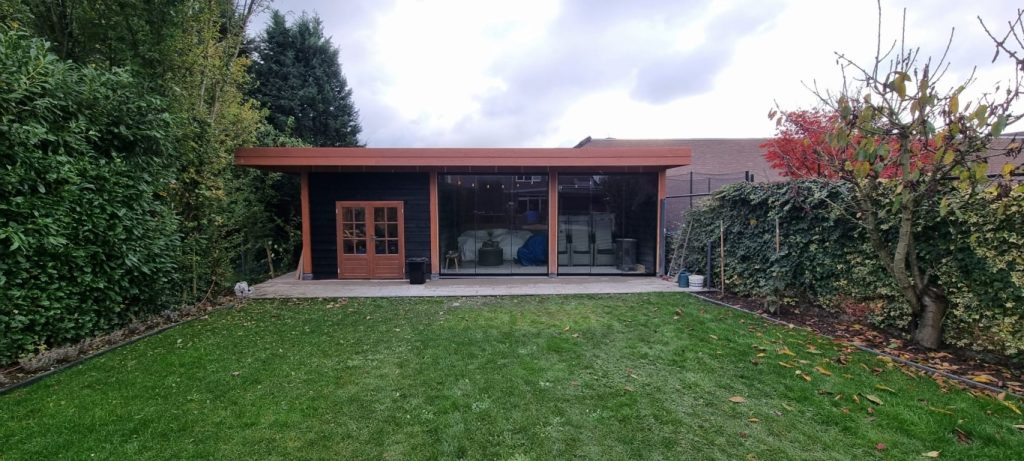 Glazen schuifwand Nijmegen inclusief montage